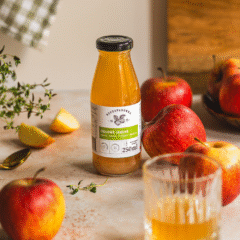 Ziołowe Jabłko Sok jabłkowy z melisą, tymiankiem i oregano